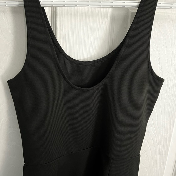 H&M Black Dress - Picture 5 of 8